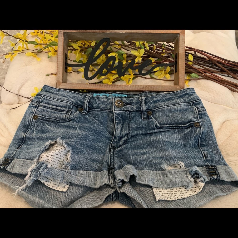 Roxy ripped Jean Shorts